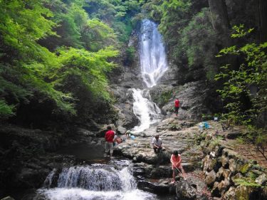 菅生の滝は通行止めなの？心霊現象と世界最上教との関係は？
